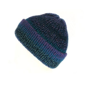 The Indigo and green fisherman beanie hat with brim - Blue knitted hat - Trawler beanie hat - 100% acrylic - Vegan beanie hat - Xmas gifts