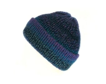 Indigo and green fisherman beanie hat with brim - Blue unisex knit hat - Trawler beanie hat for men - 100% acrylic - Vegan beanie hat