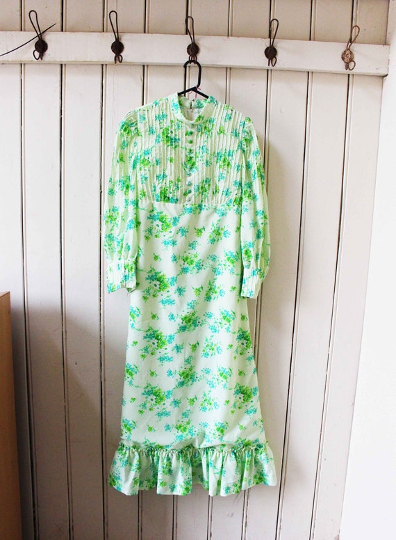 Vintage 1960s Lime Green Dress