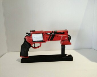 Customized replica pistol inspired in Lord High Fixer 3D printed