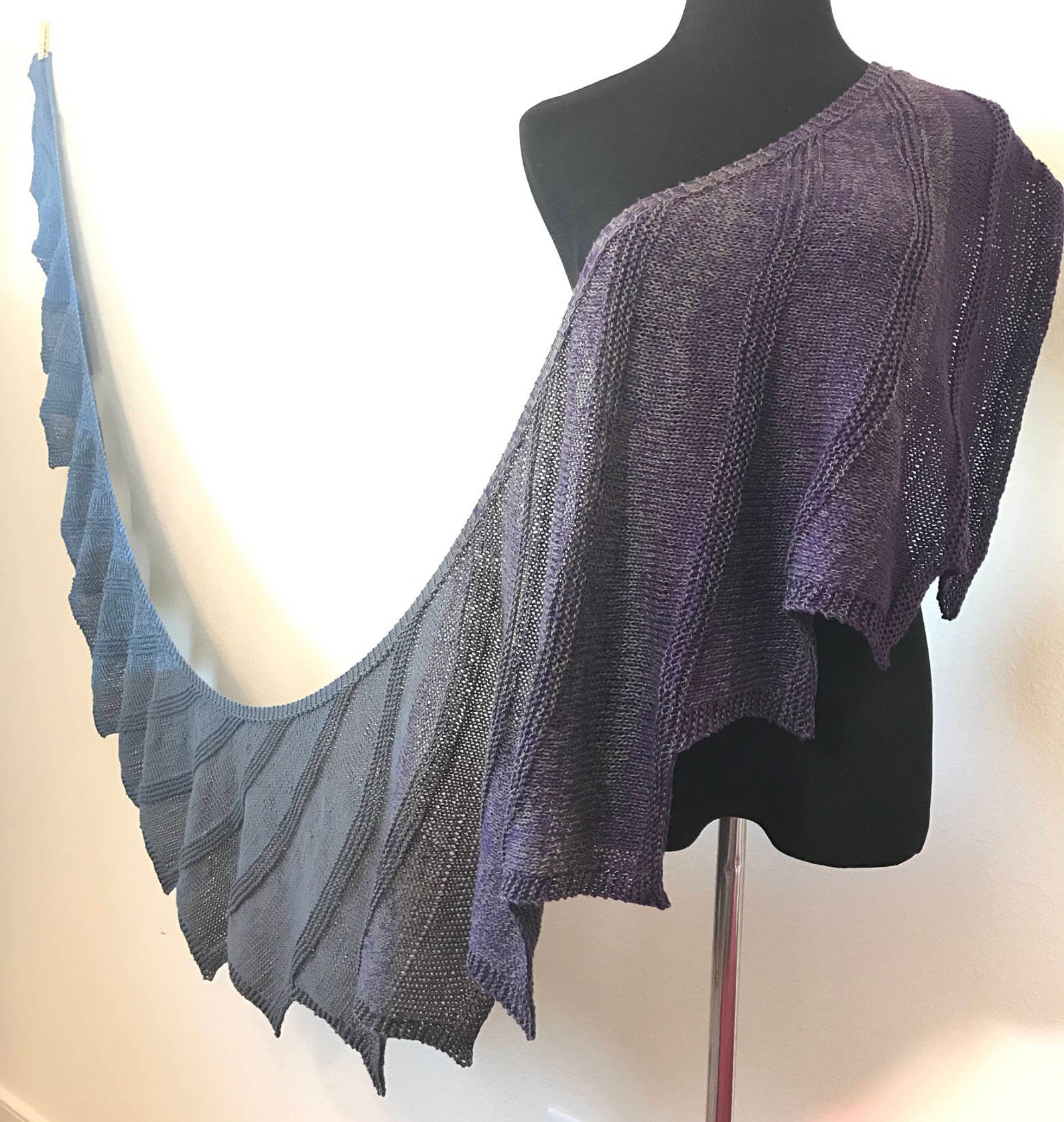 Short Row Knitting PATTERN Featuring Ombre Gradient and Variegated Yarn ...