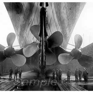 Póster vintage con hélices del RMS Titanic