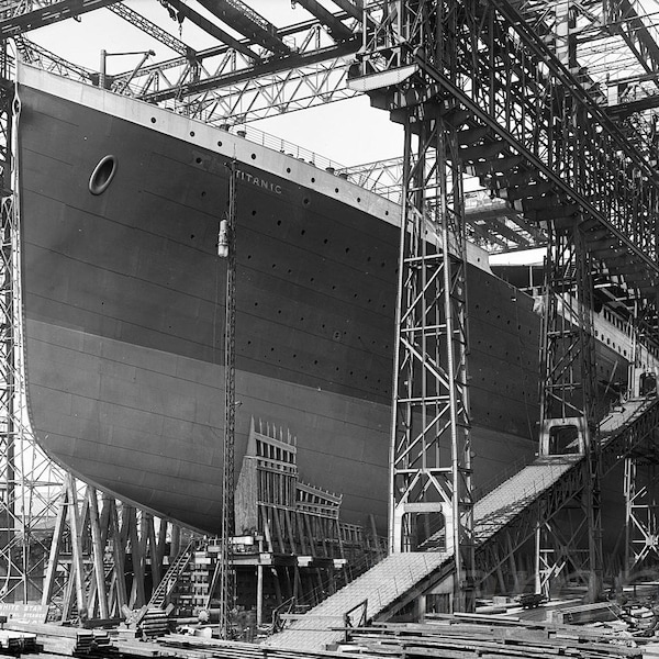 1911 Titanic Under Construction Poster Print