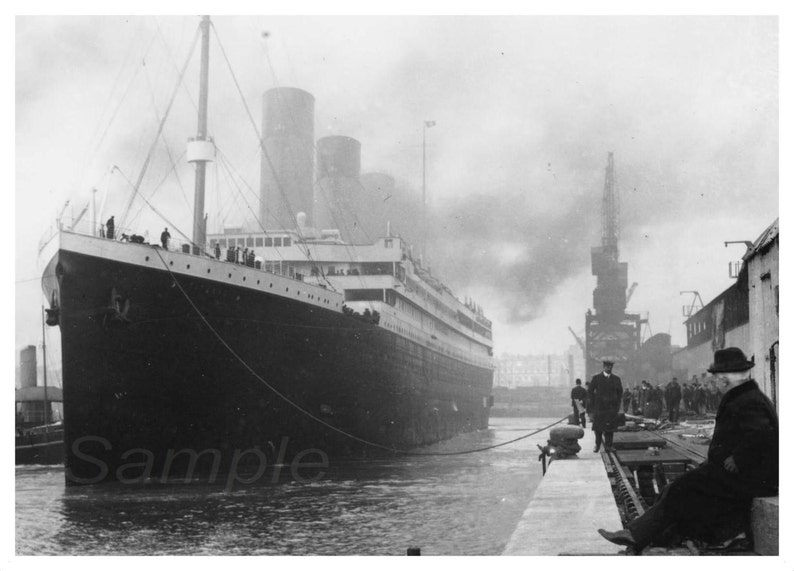 Vintage Titanic Poster Print image 1