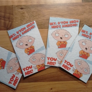 Getekend door de verkoper! Stewie Gelukskaartje! Creditcardformaat* Gelamineerde motiverende kaart voor portemonnees. Leuk klein opvrolijkcadeautje. Parodie. Leuk.