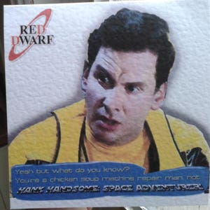 Carte nain rouge Rimmer maison. Juste parce que. Anniversaire. Félicitations. Toutes les occasions.