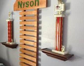 Martial Arts Display for 15 Belts /& choice of 9 colors MADE IN USA ***solid wood