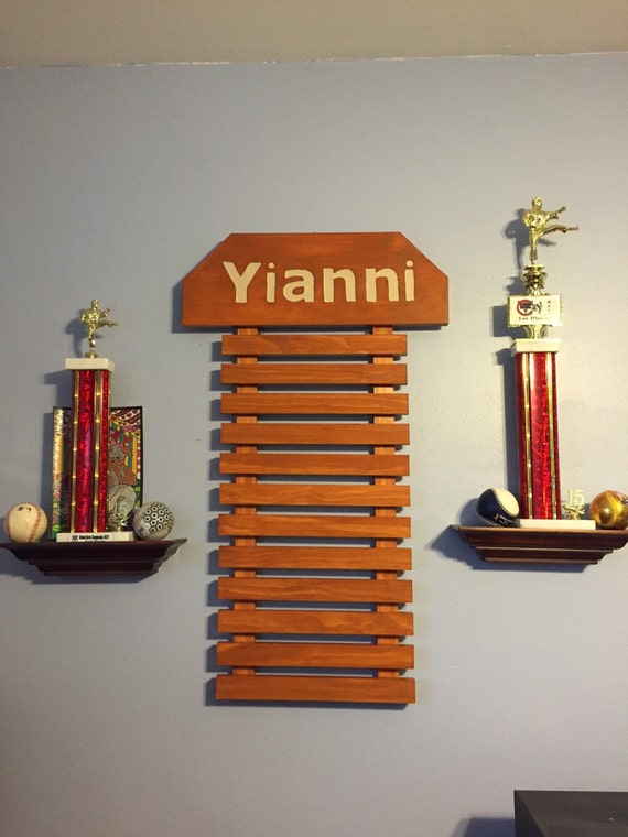 Martial Arts Display for 15 Belts /& choice of 9 colors MADE IN USA ***solid wood