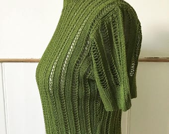 Vintage 1930s 1940s crochet / knitted jumper blouse with buttons / Land Girl / WW2 / Home Front