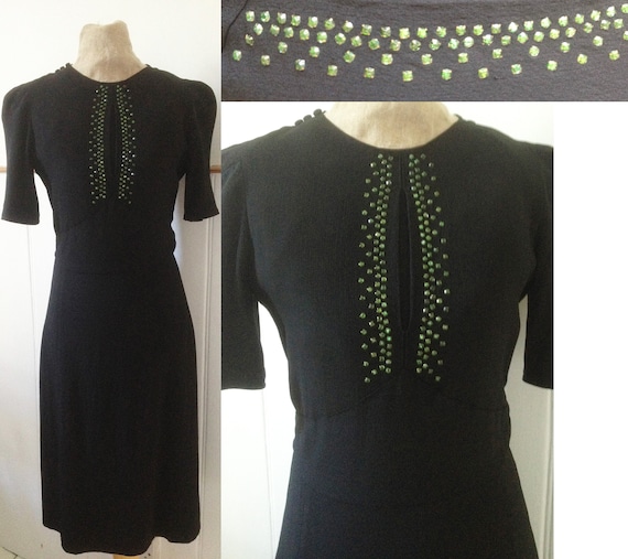 Vintage 1940s late 1930s black crepe and green di… - image 1