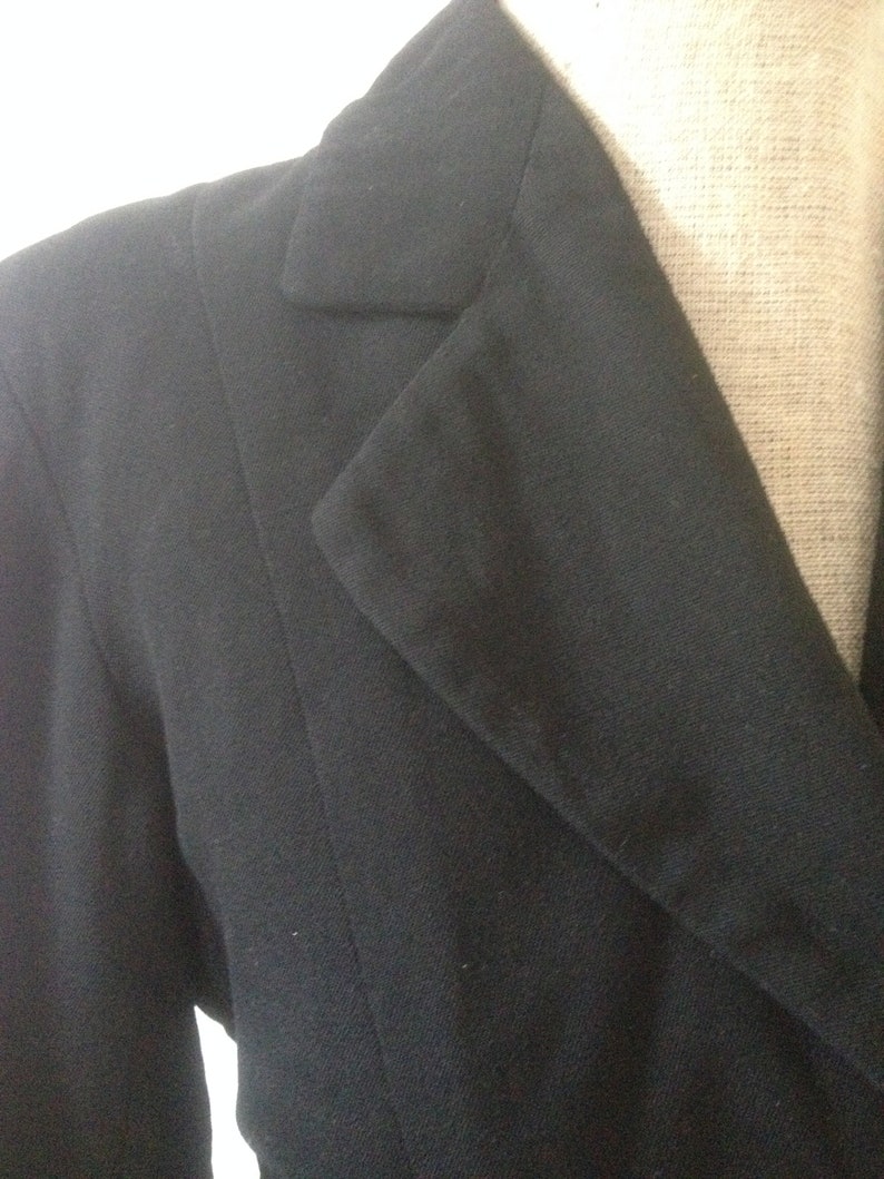 Vintage 1940s 1930s black jacket with self cover buttons 30s 40s Fitted VOLUP