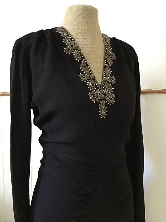 Stunning vintage 1940s black evening dress with r… - image 7