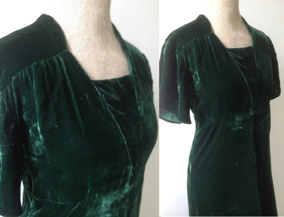 Vintage 1940s green silk velvet dress
