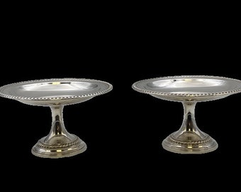Pair of International Sterling Silver Compotes With Gadrooned Pattern