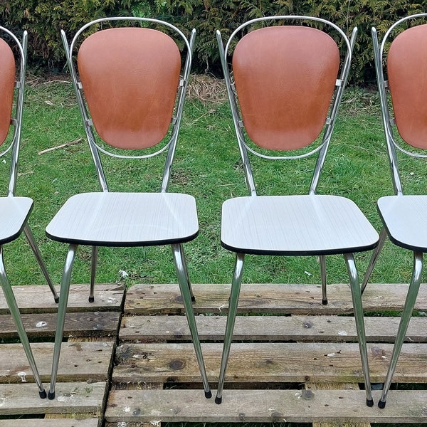 4 chaises en formica dossier skaï