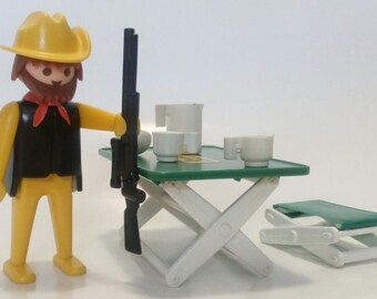 PLAYMOBIL hunter Safari 3413 Vintage 1980 Without Box