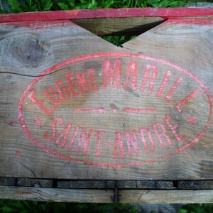 Old wooden box Eugène Marill image 5