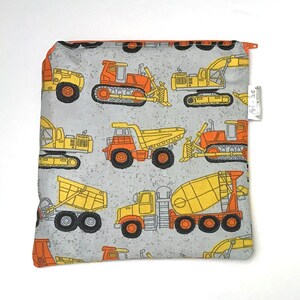 Construction Trucks - Reusable Snack Bags, Reusable Sandwich Bags, truck birthday party, truck party favors, snack bags for kids, zipper bag