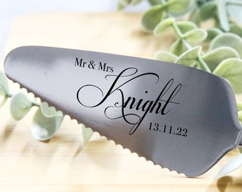 Personalised Engraved Wedding Cake Server Bride Groom Wedding Decoration Gift Cake Stand, Slice, Favour, Custom Bridal, Decor, Cutting