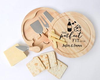 Personalised Cheese Board & Tools Gift Set, Wedding Present, Christmas Gift Stocking Filler For Her Him,Mum Dad, Secret Santa, Cheese Lover