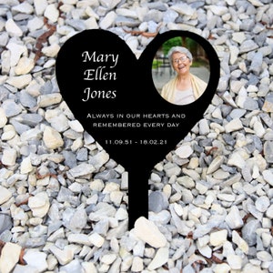 Personalizzato Heart Grave Stake Marker Headstone Memorial Plaque, Floral Remembrance Stone, In Memory Sign La tua foto