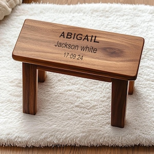 Taburete infantil personalizado, escalón, decoración de habitación infantil, taburete de madera, asiento, regalo de bautizo, calcetín, tu nombre, cumpleaños, Navidad
