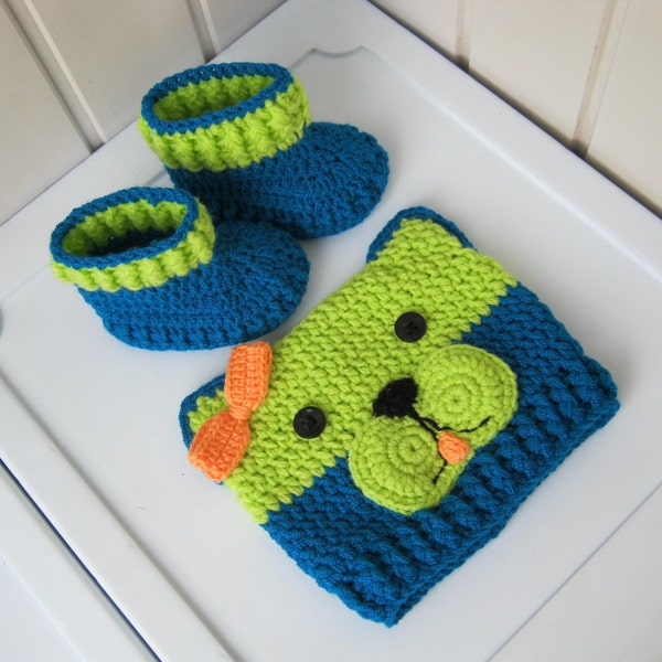 Booties and hats, knitted cap, booties crocheted, Bear, Children's Shoes, Children's hats, blue, light green, gift for baby, ready to ship.