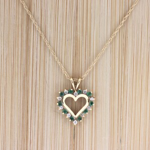Heart Necklace With Diamonds And Emeralds In 14K Yellow Gold
