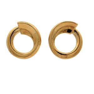 Gold Twisted Hoop Earrings In 14k Yellow Gold