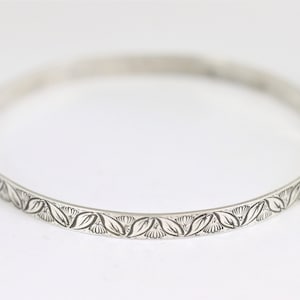 Vintage Leaf Stamped Bangle Bracelet In Sterling Silver