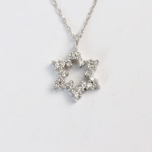 Antique Dainty Diamond Star Necklace in White Gold