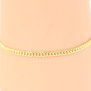 Cuban Chain Bracelet In 14K Yellow Gold