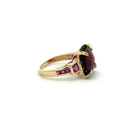 Vintage Garnet Ring In 10K Yellow Gold - image 3