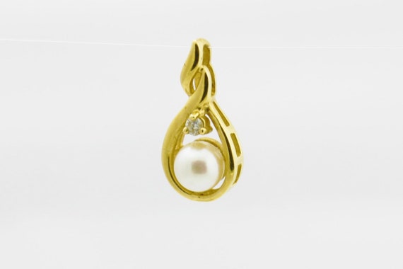 Pearl Pendant, 14k  Gold Diamond Pearl Pendant, Pearl Diamond Necklace, Pearl Jewelry, Diamond Jewelry