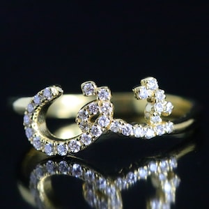 Eshgh Diamond Ring in 18k Yellow Gold