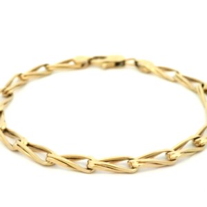 Gold Link Bracelet In 14k Yellow Gold.