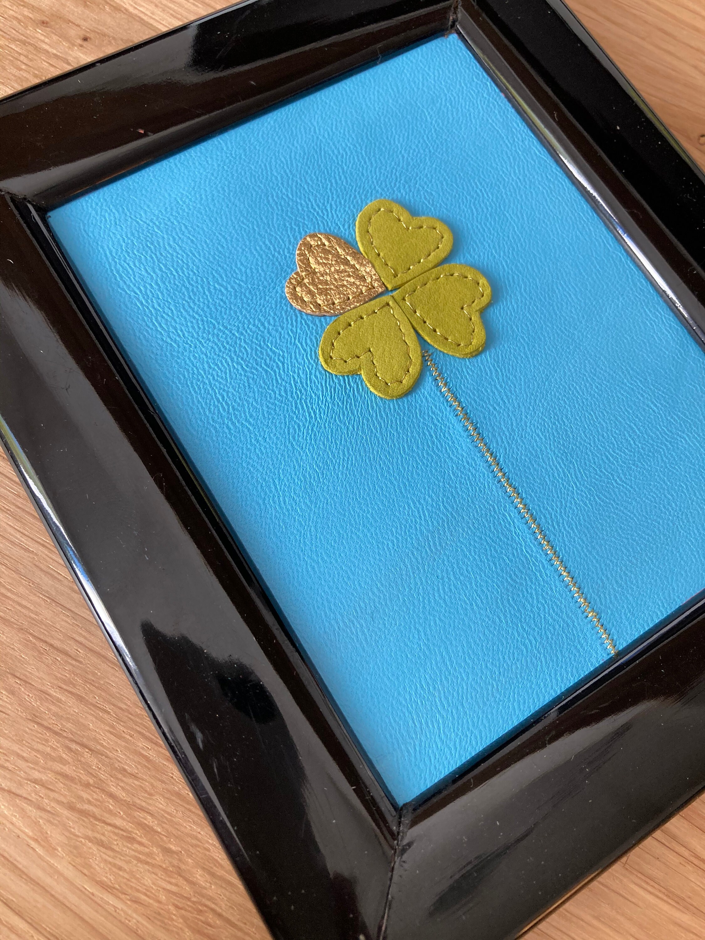 Tableau en Cuir Trèfle