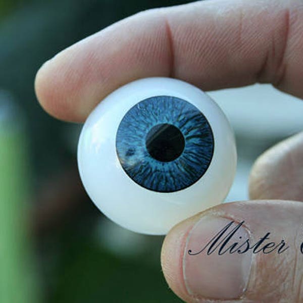 Blue acrylic doll eyes sizes 8-10-12-14-16-18-20-22-24-30 mm