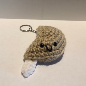 Amigurumi fortune cookie key chain, bag charm, handmade, party favor, gift for all, fortune cookie, crochet, kawaii, any occasion
