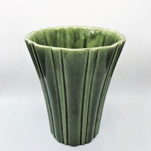 Haeger H-2 USA Green Ribbed Mid Century Vase