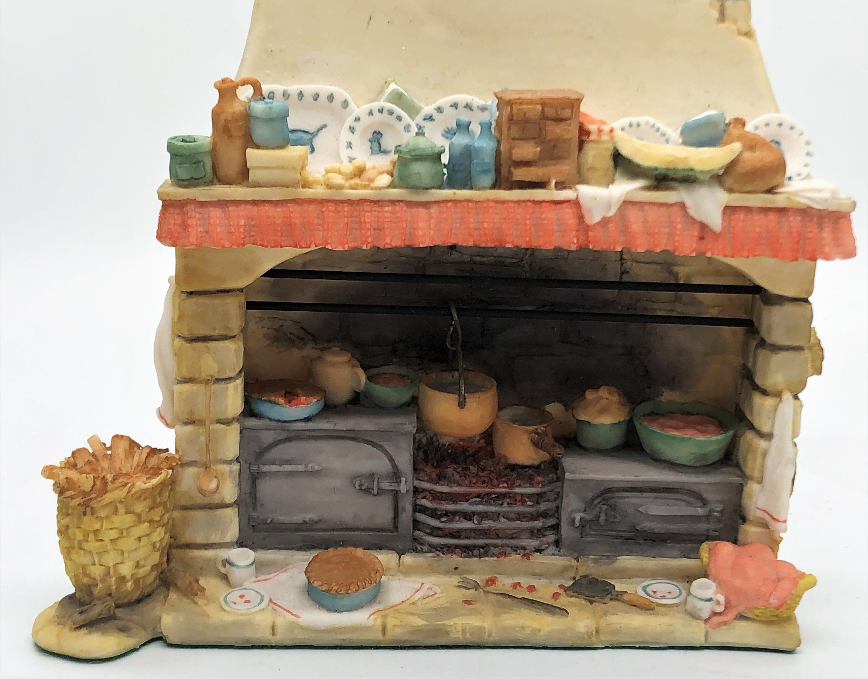 Brambly Hedge by Enesco Miniature the Fireplace by Jill