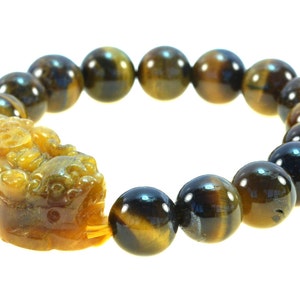 Beautiful Tiger Eye Bracelet with Pi Yao - Bring Protection and Good Luck - 91189