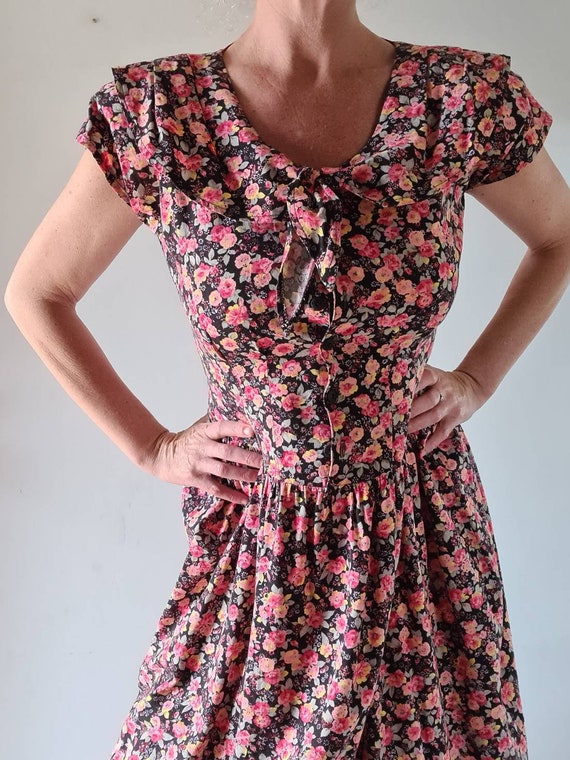 1980s Vintage Floral Dress Sweetheart 