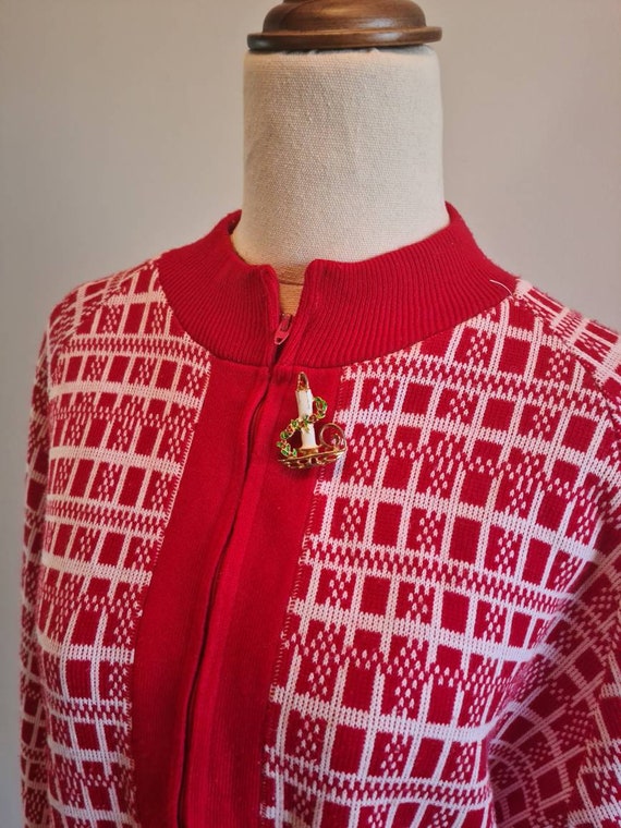 Vintage Retro 1970s Red and White Knitted Sweater… - image 10