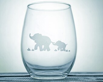 Elephant Wine Glass - White and Red Wine - Mom and Baby - Elephant Love - Animal Lover - Pint Pilsner Glass - Drinkware - Barware - Gifts