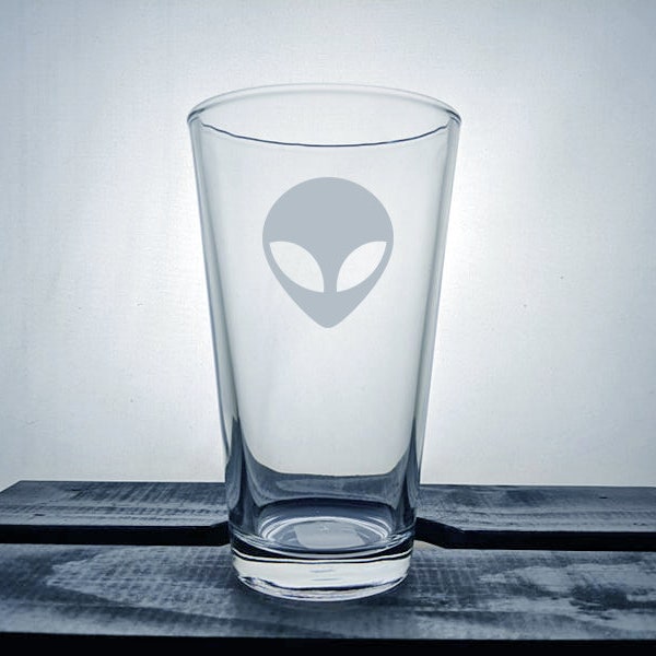 Alien - Extraterrestrial - Wine - Pint Glass - Engraved - Silhouette - Personalized - Customized - Gift Ideas - Gifts for Him