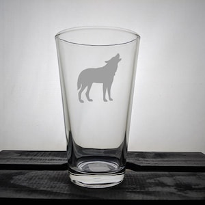 Wolf Glassware, Silhouette, Your Name, Etched, Engraved, Personalized, Customized, Pint, Pilsner, Wine