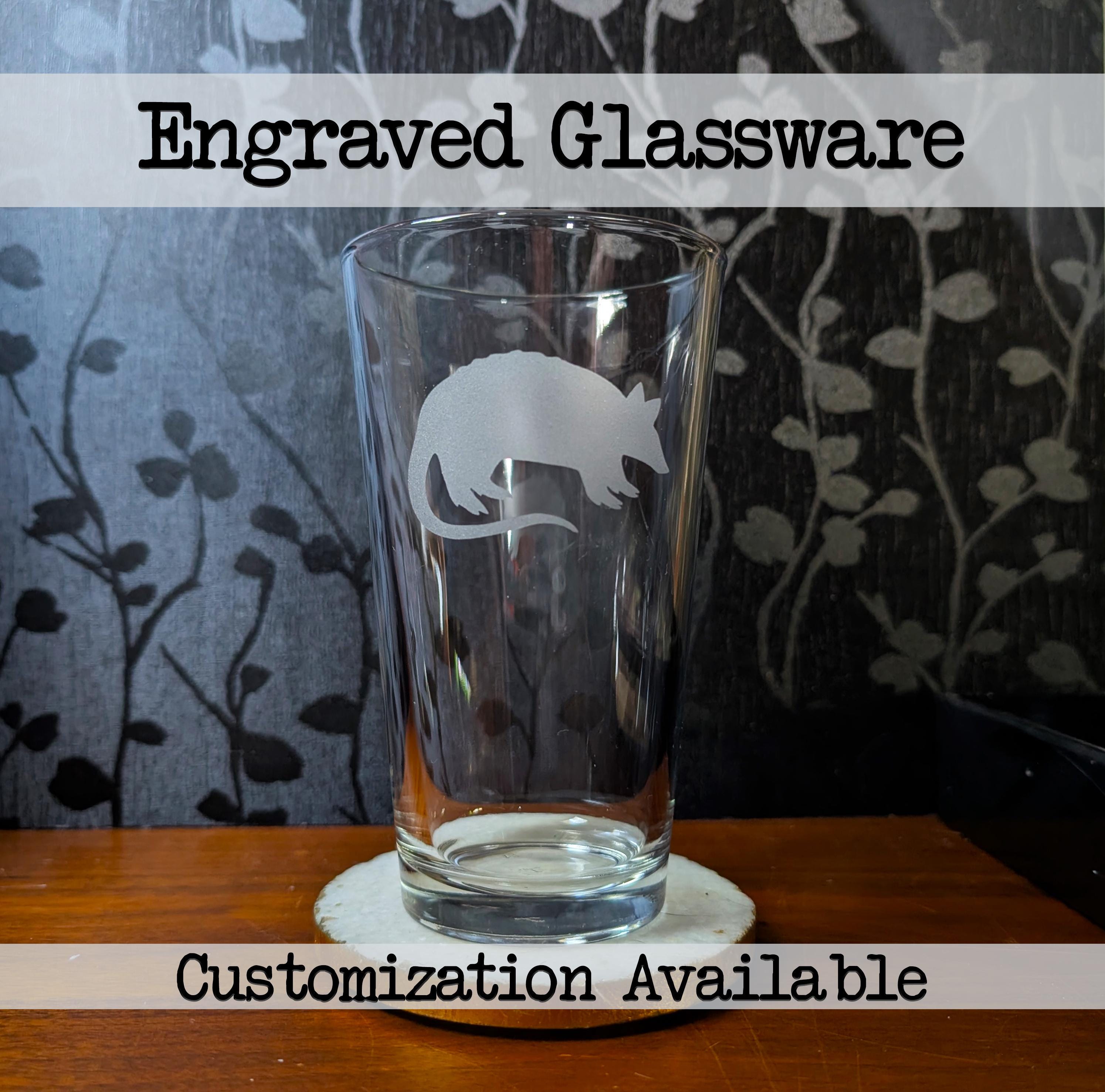 Armadillo Glass - Pint Glassware - Southern - Western Style - Engraved - Etched - Customized - Personalized - Gifts for Him - Gifts for Her