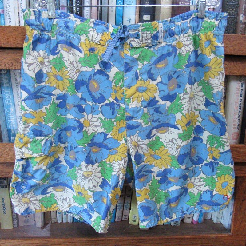 Flower Skull Men's Shorts