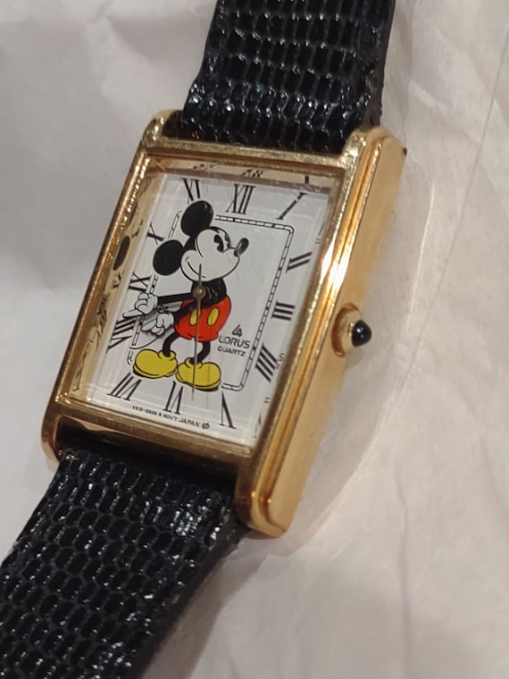 Lorus seiko hotsell mickey mouse watch